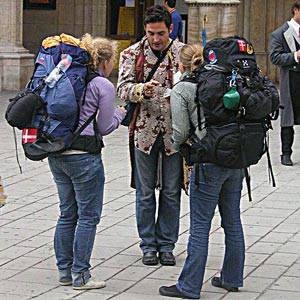 10 Best Budget Travel Sites for Backpacking Trips