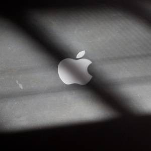 Android vs iPhone: 5 Reasons to Choose Android