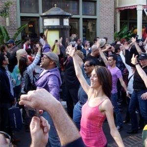 Flash Mob Locations & Organization: 5 Websites
