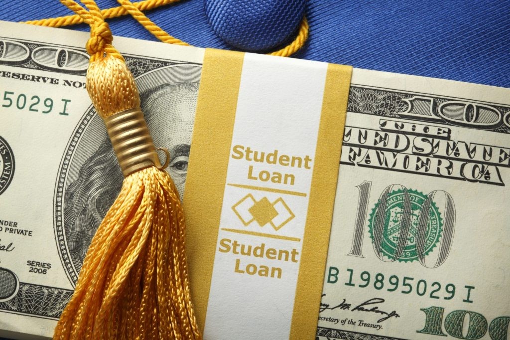 College Cash: Startup Aims to Solve Student Loan Debt