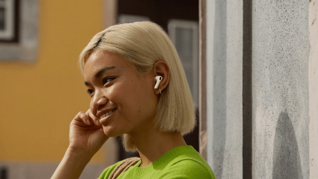 AirPods Pro 3: Heart Rate Sensing & Live Translation with Apple Intelligence