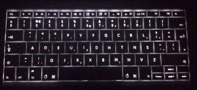 Alternative Keyboard Layouts: Dvorak vs. Colemak - A Guide