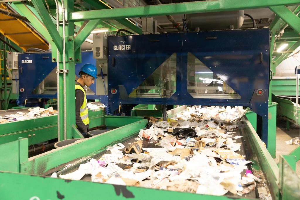 Glacier Robotics Secures $16M Funding for Robot Recycling Expansion
