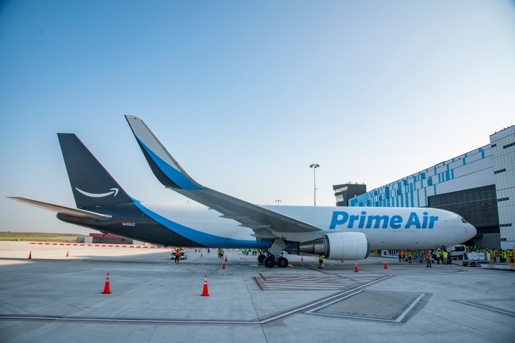 Amazon's $1.5 Billion Air Cargo Hub Now Open - Logistics News