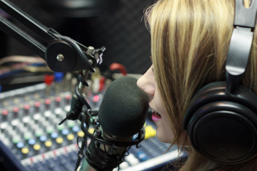 Amazon's Live Audio App: A Clubhouse Competitor with DJ Features