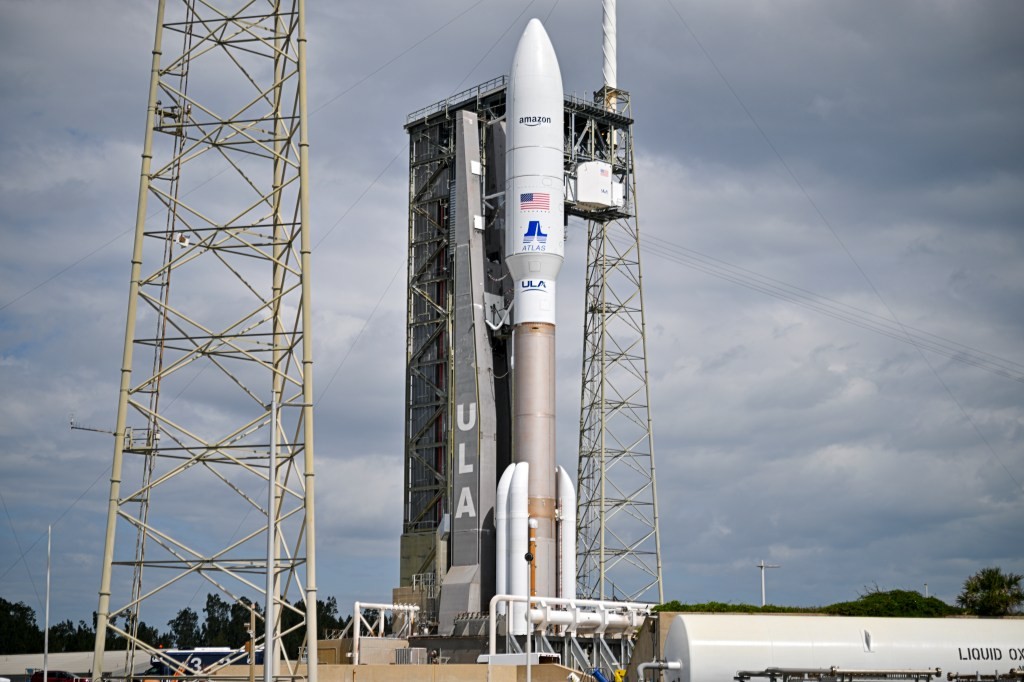 Amazon Kuiper Production Delays: Starlink Competition Faces Hurdles