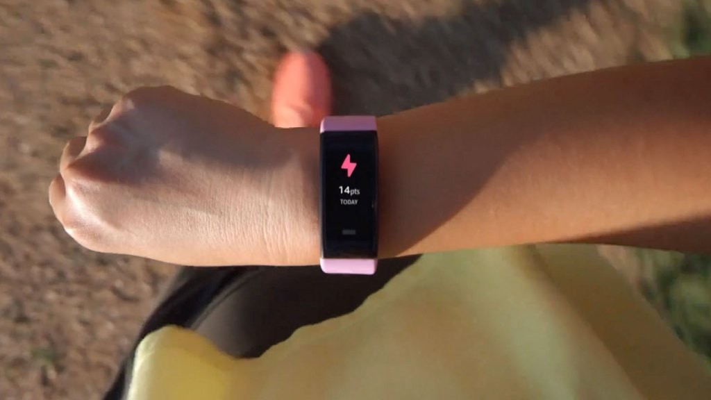 Amazon Halo View: Amazon's $80 Fitbit Competitor
