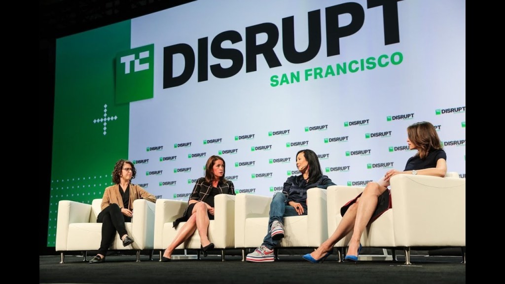 TechCrunch Disrupt 2025: Startup Battlefield Final Round Judges Announced