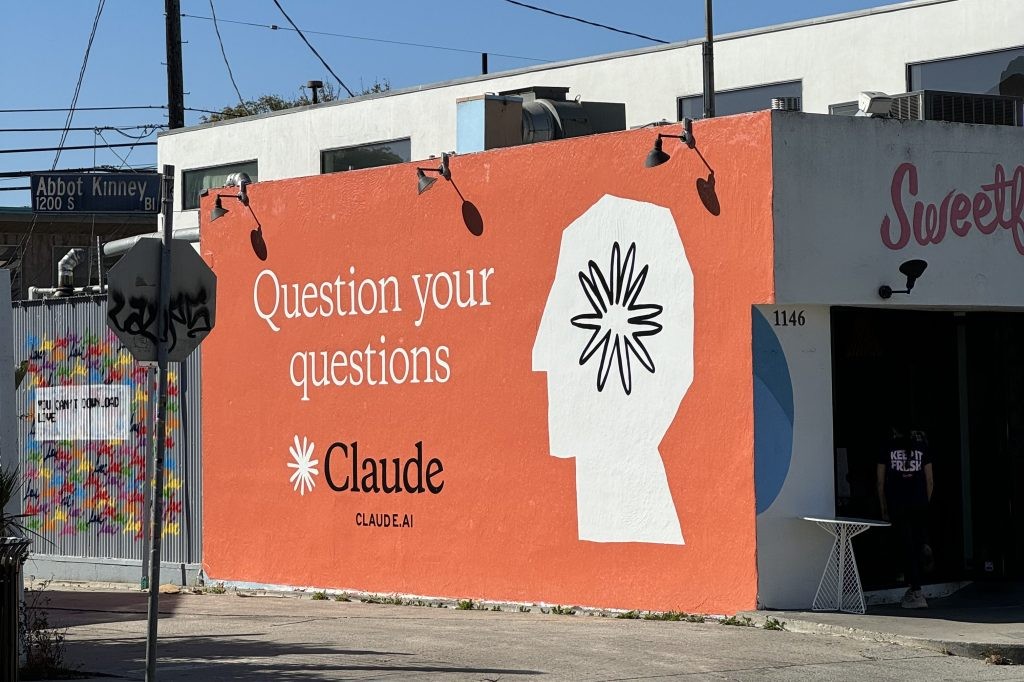 Anthropic AI Training: Opt-Out or Share Your Chats?