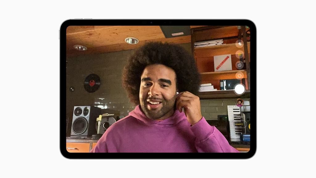 AirPods New Features WWDC 2025: Studio Audio & Camera Remote
