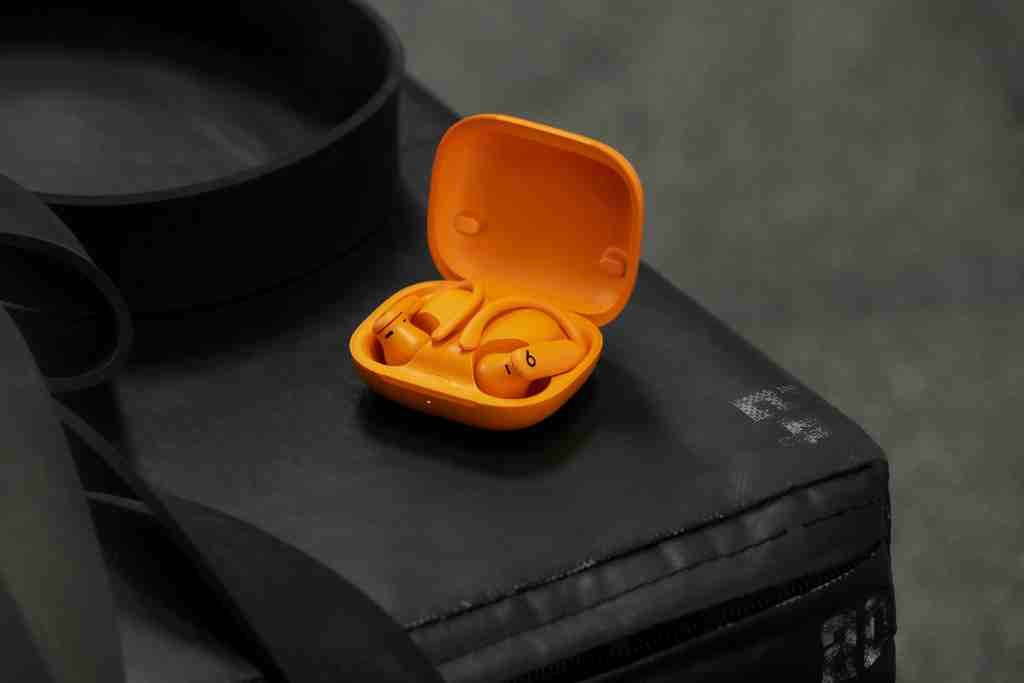 Apple Adds Heart Rate Monitoring to Powerbeats Pro 2