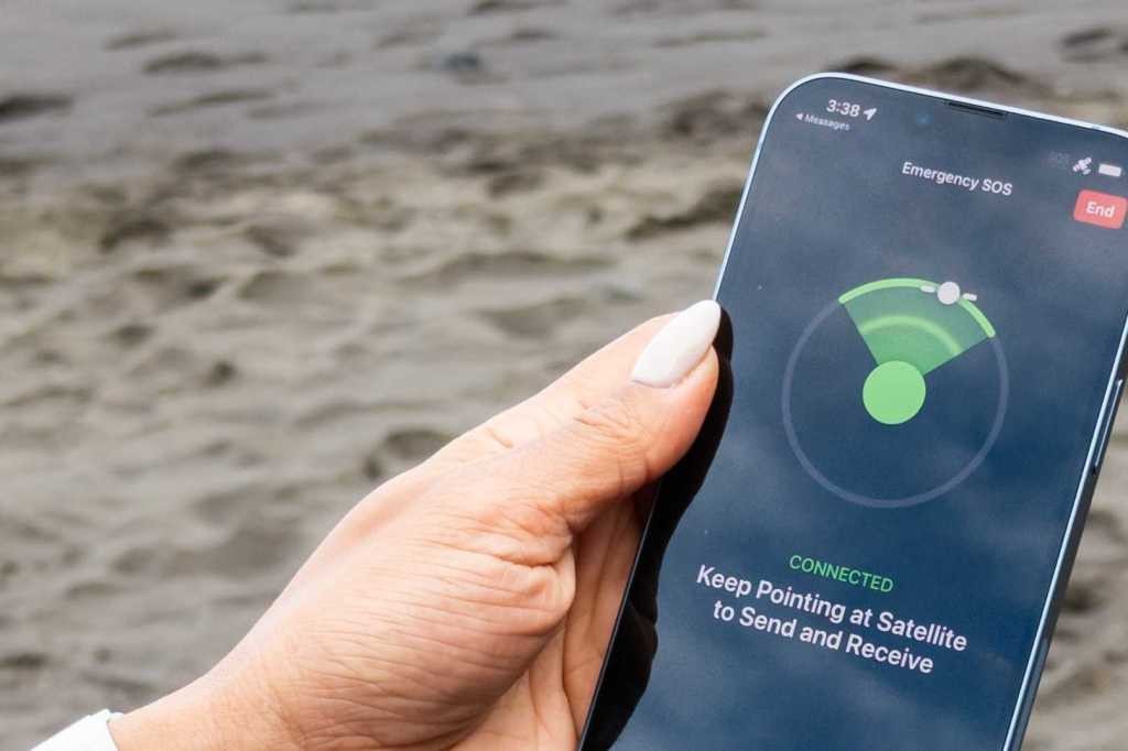 iPhone 13 Gets Satellite Features with iOS 18.5 - Apple Update