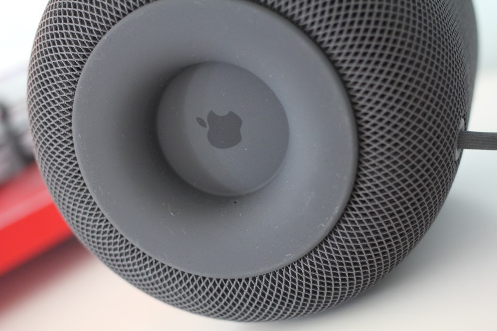 Apple Discontinues Original HomePod - Focus Shifts to HomePod Mini
