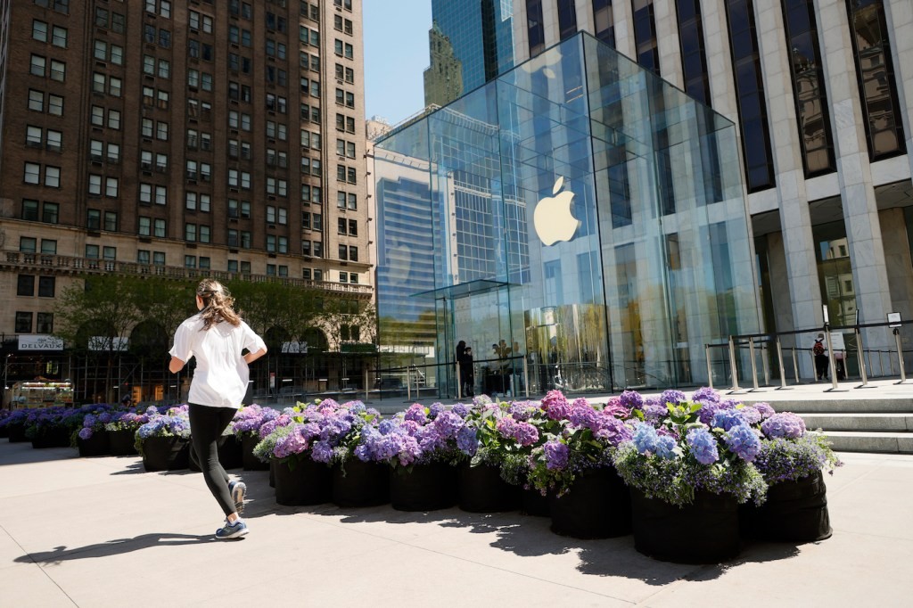 Apple Fitness+ UX Teardown: User Journey Insights