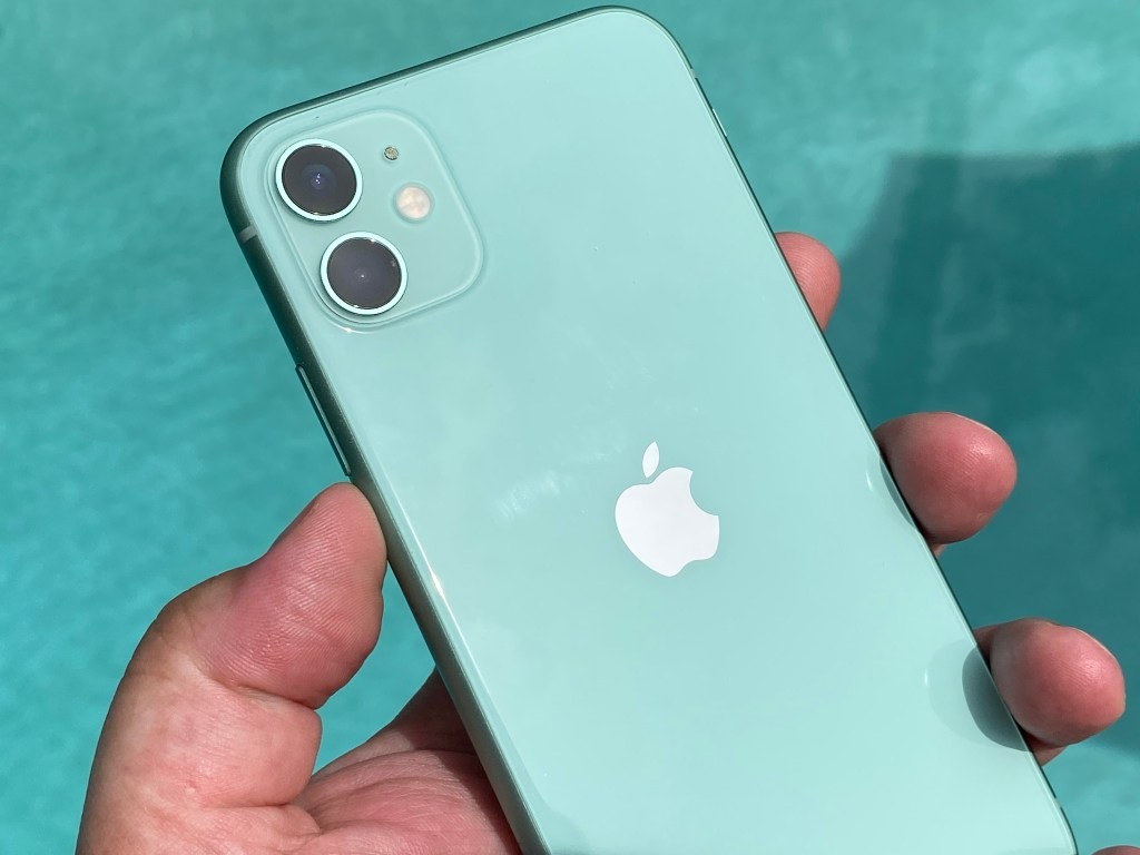 Apple Faces €10M Fine in Italy Over iPhone Water Resistance Claims