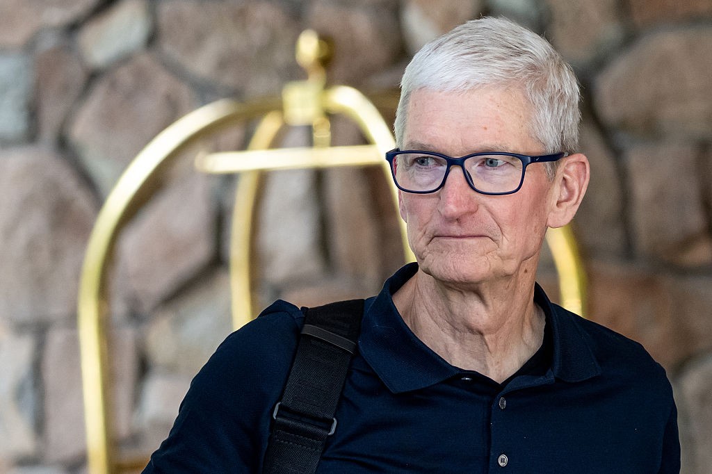 Apple to Increase AI Investment - Tim Cook Announces Plans