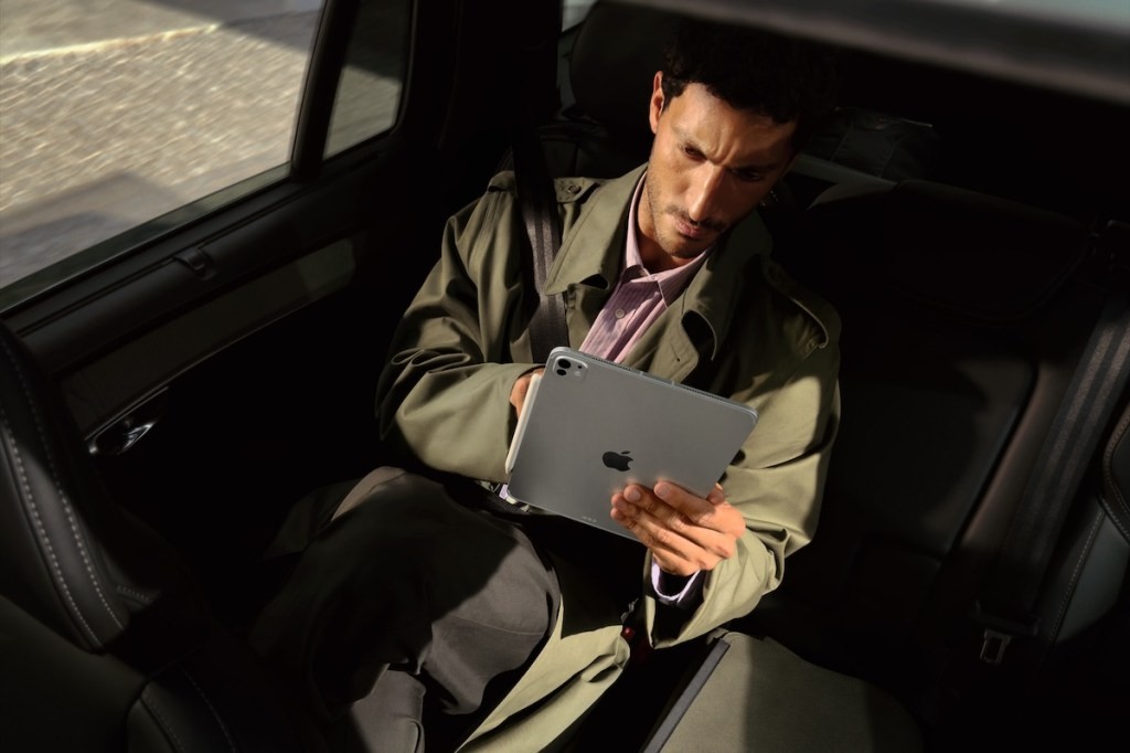 Apple M5 Chip: New iPad Pro, MacBook Pro & Vision Pro Updates