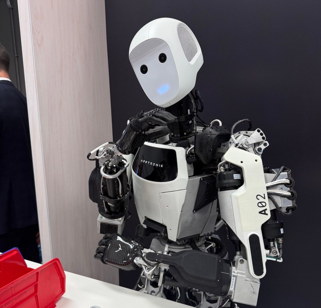 Apptronik Apollo Robot at CES 2025: Humanoid Robot in Action