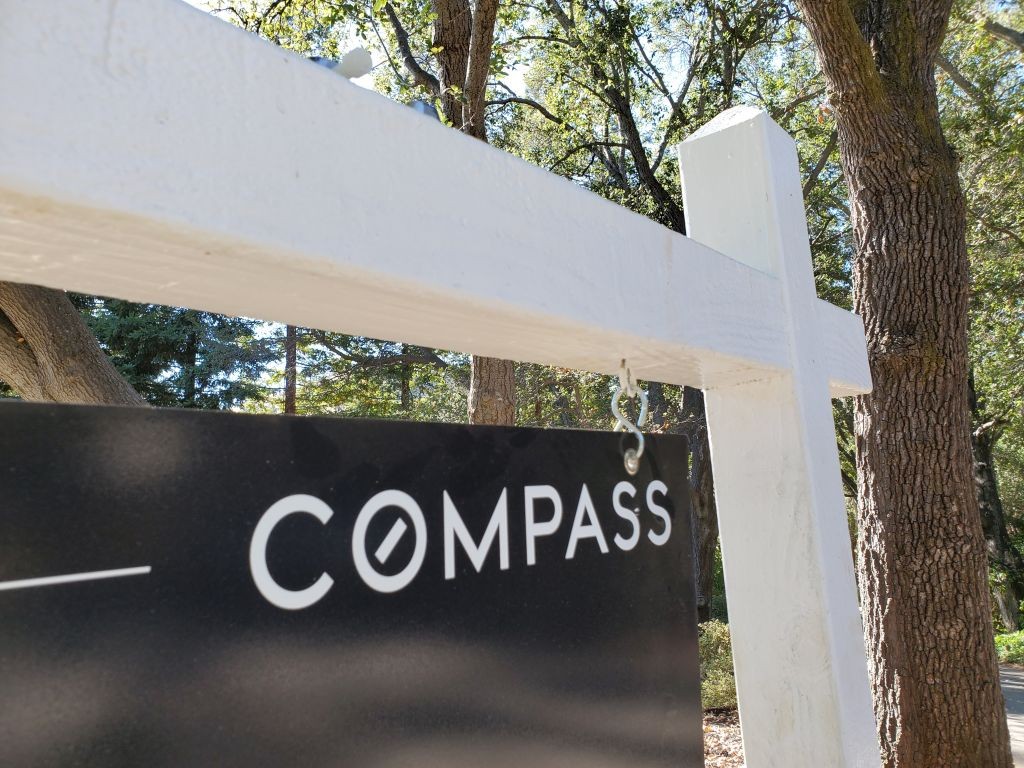 As Compass IPO Downsized: What It Means for High-Growth Stocks