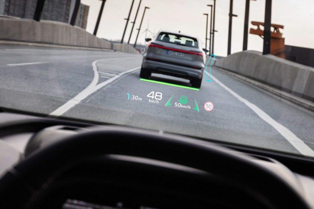 Audi Q4 e-tron: AR Windshield Display & All-Electric Crossover