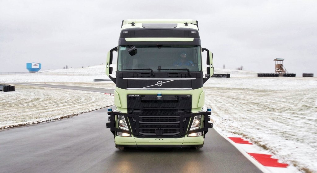 Aurora and Volvo Partner for Autonomous Trucks in North America