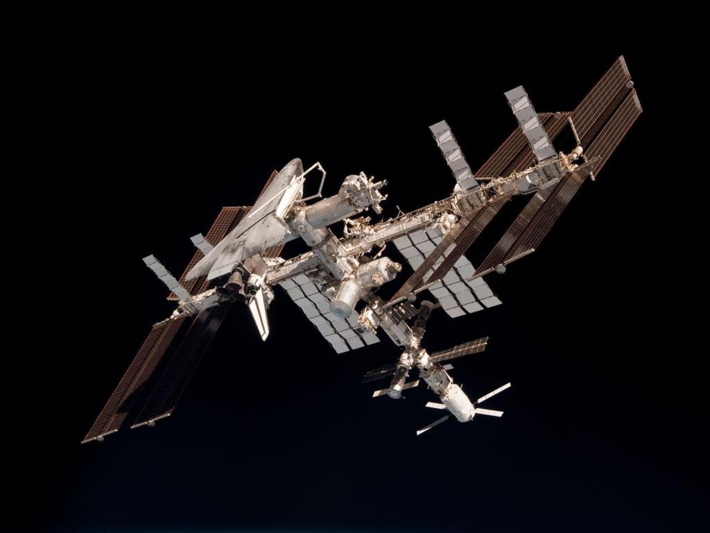 Axiom Space and NASA Announce First Private Human Launch to ISS