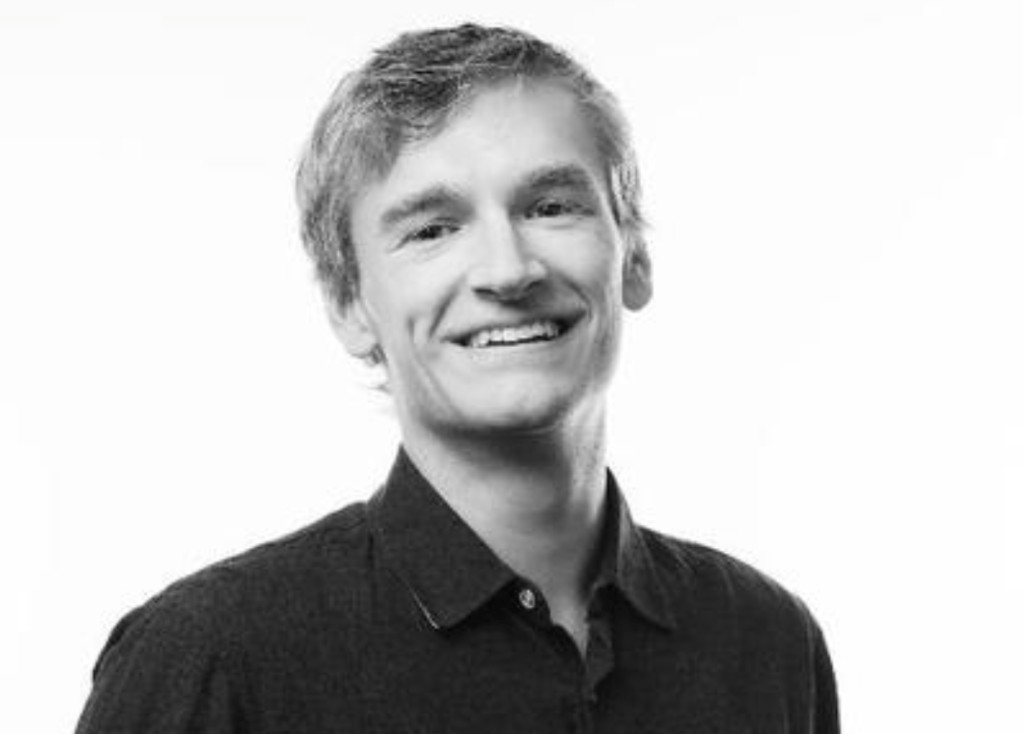 Miles Grimshaw Joins Benchmark - Latest News