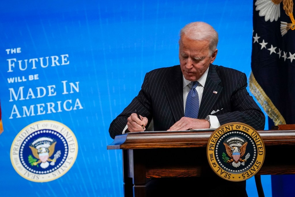 Biden Reverses Trump's TikTok and WeChat Bans