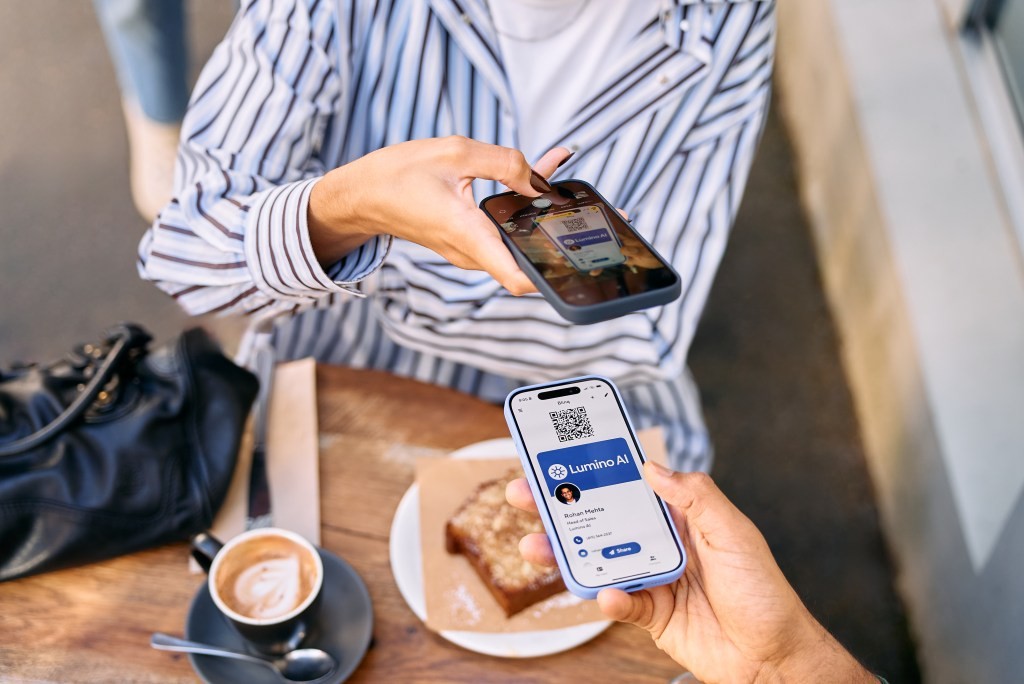 blinq Raises $25M to Replace Business Cards