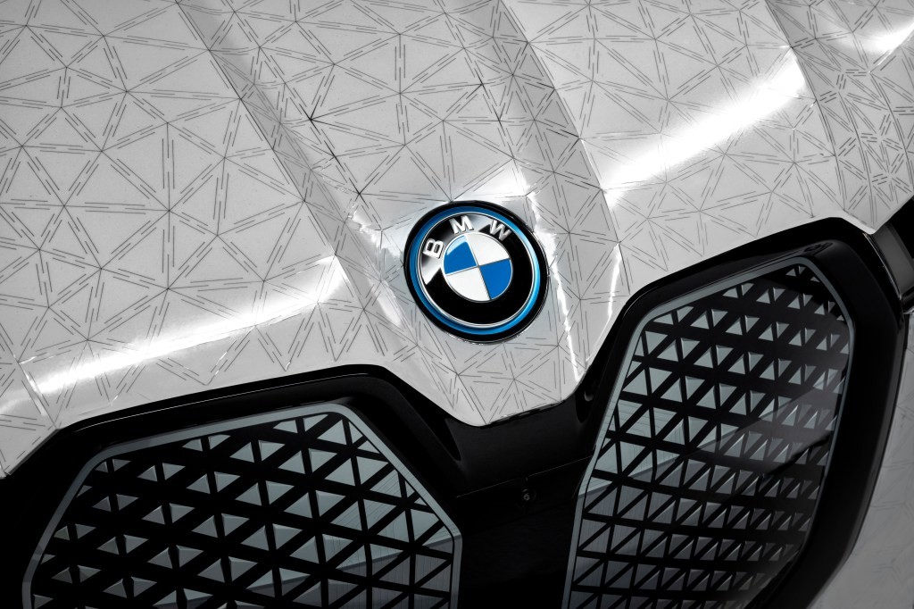 BMW Color-Changing Car: Innovation Showcase