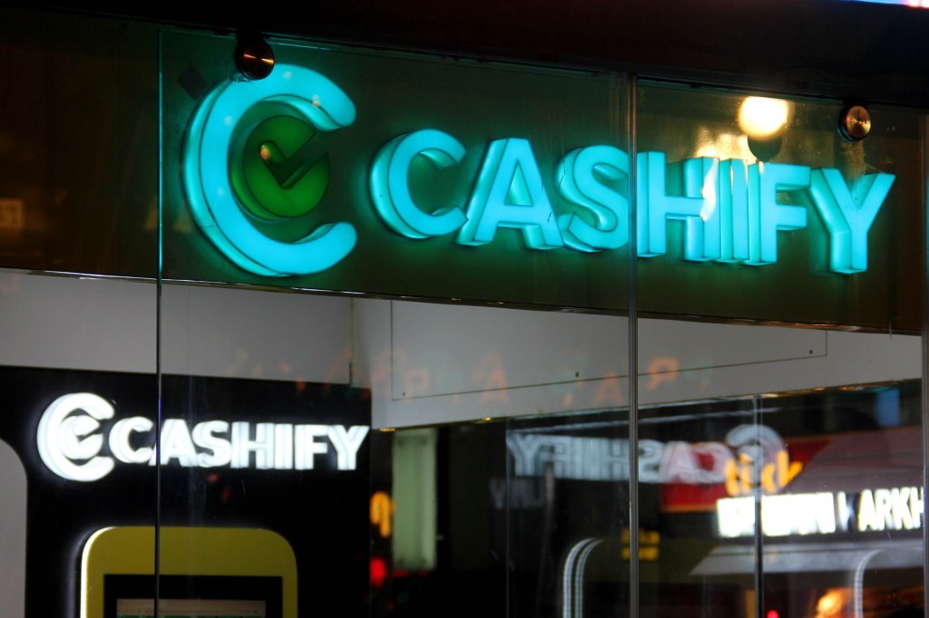 Cashify Raises $15 Million to Expand Second-Hand Smartphone Business in India