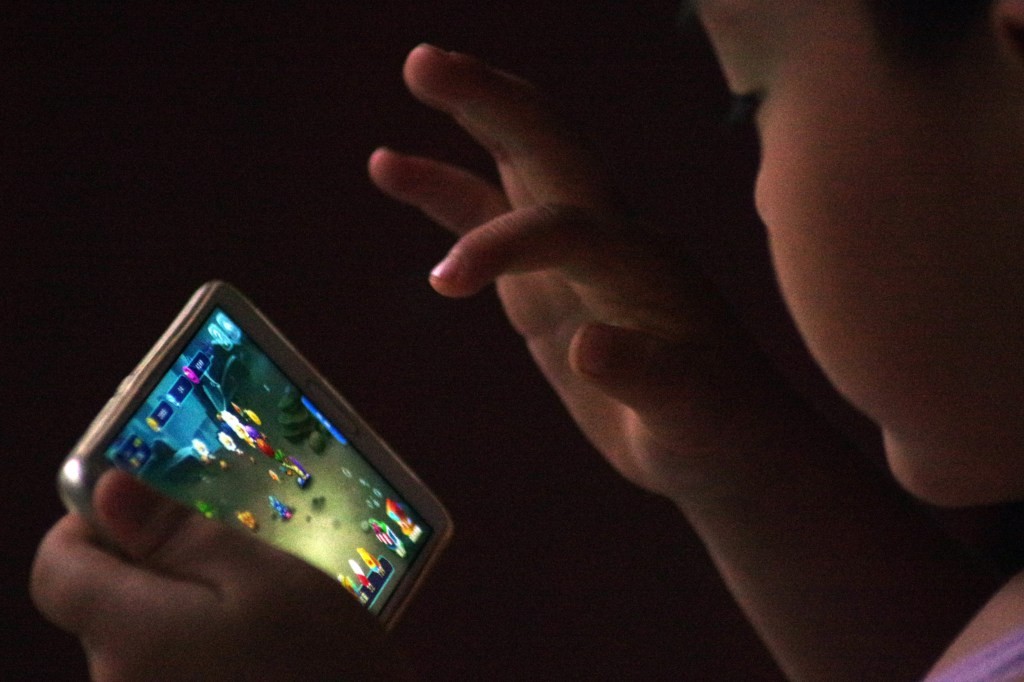 Tencent Cracks Down on Age Limit Circumvention in China