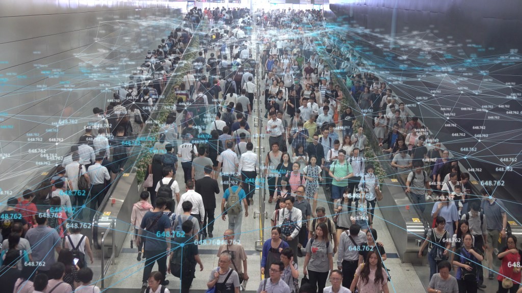 China's Blockchain Network Opens to Global Developers