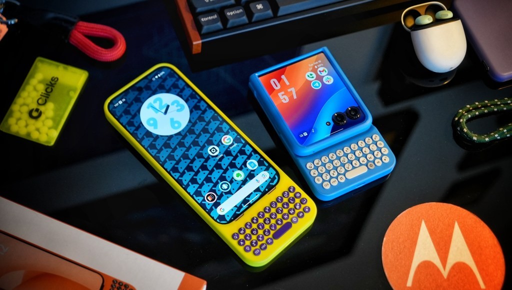 Clicks Blackberry Keyboard Case for Android | Retro Typing