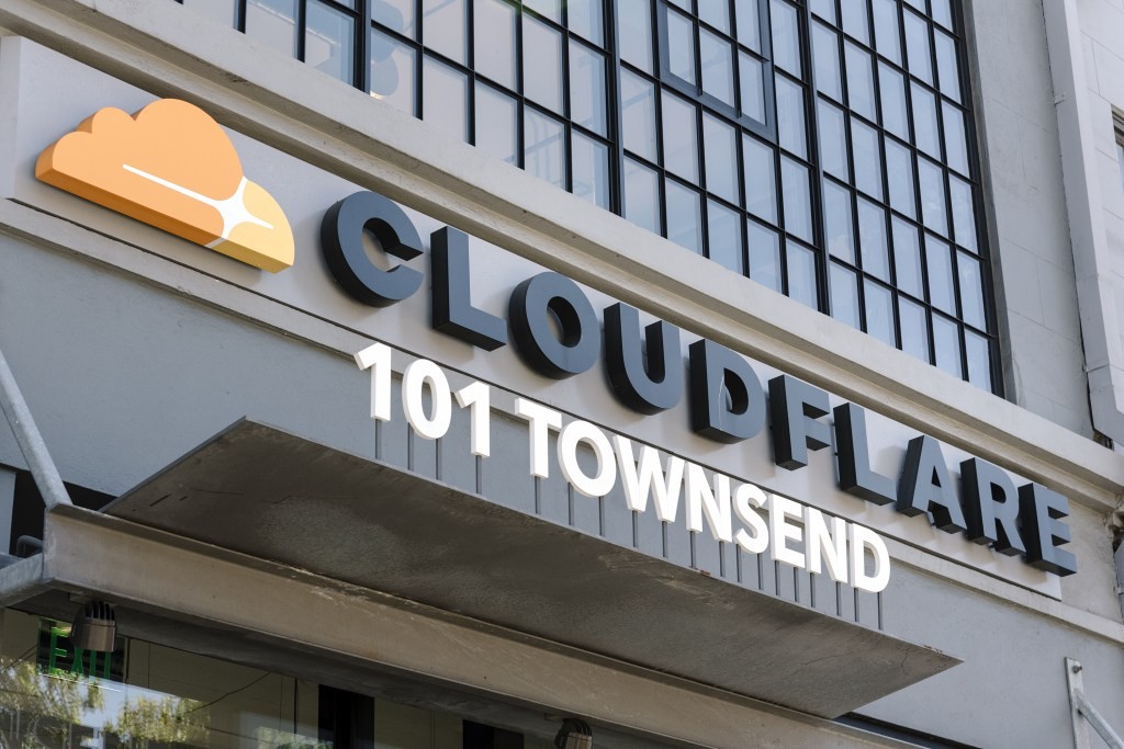 Cloudflare Pages: Deploy & Host Jamstack Sites