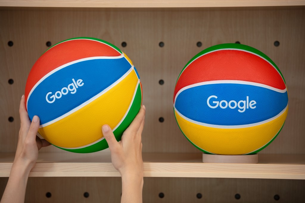 Google Opens First Retail Store in NYC - Daily Crunch