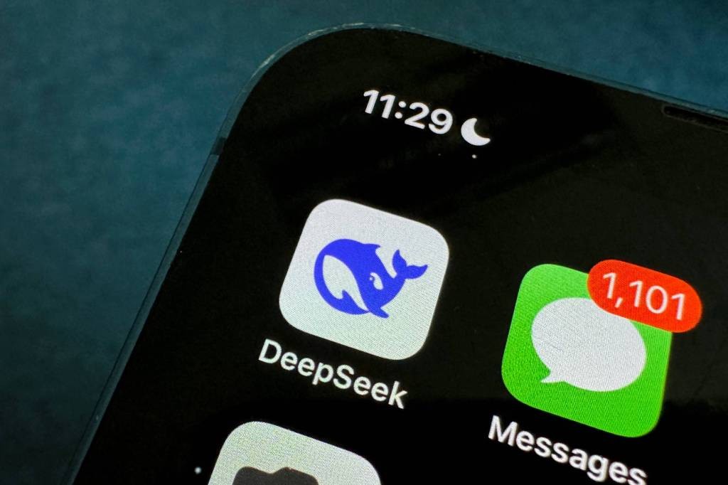 DeepSeek AI Rally: Chinese Stocks Surge on Unconfirmed News