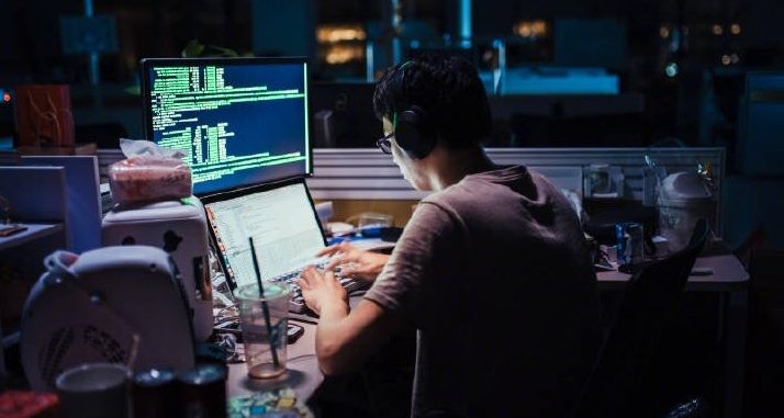 Pinduoduo Stock & Downloads Remain Strong Despite PR Crisis