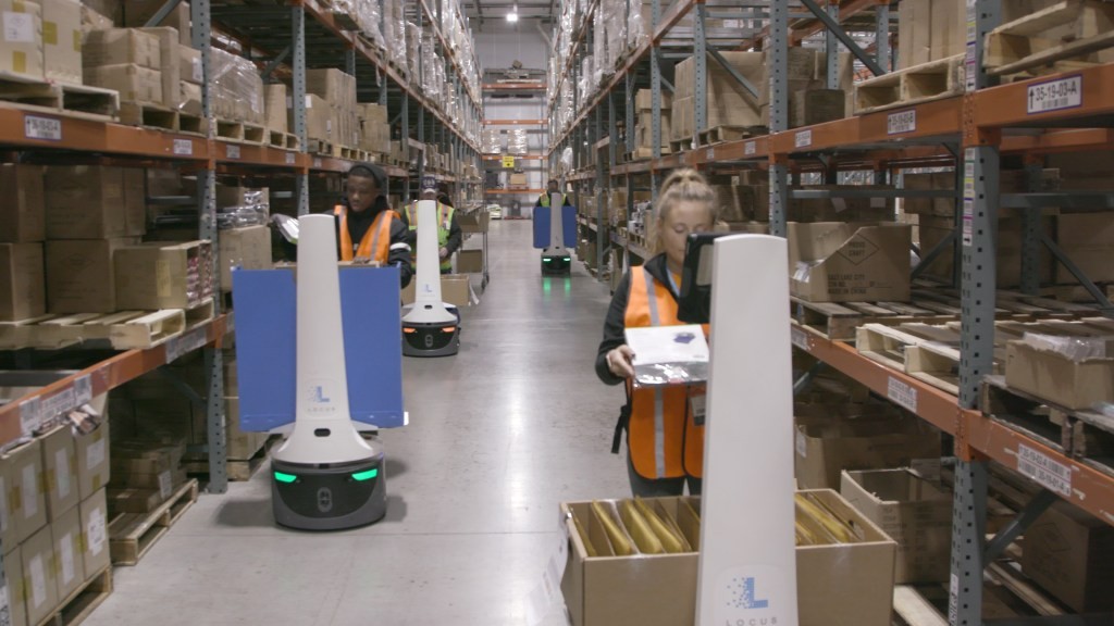 DHL to Deploy 2,000 Locus Robotics Units - Automation News