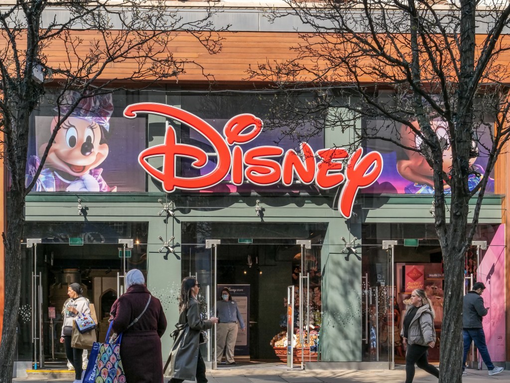 Disney and OpenAI Partner: Sora to Create AI Videos with Disney Characters