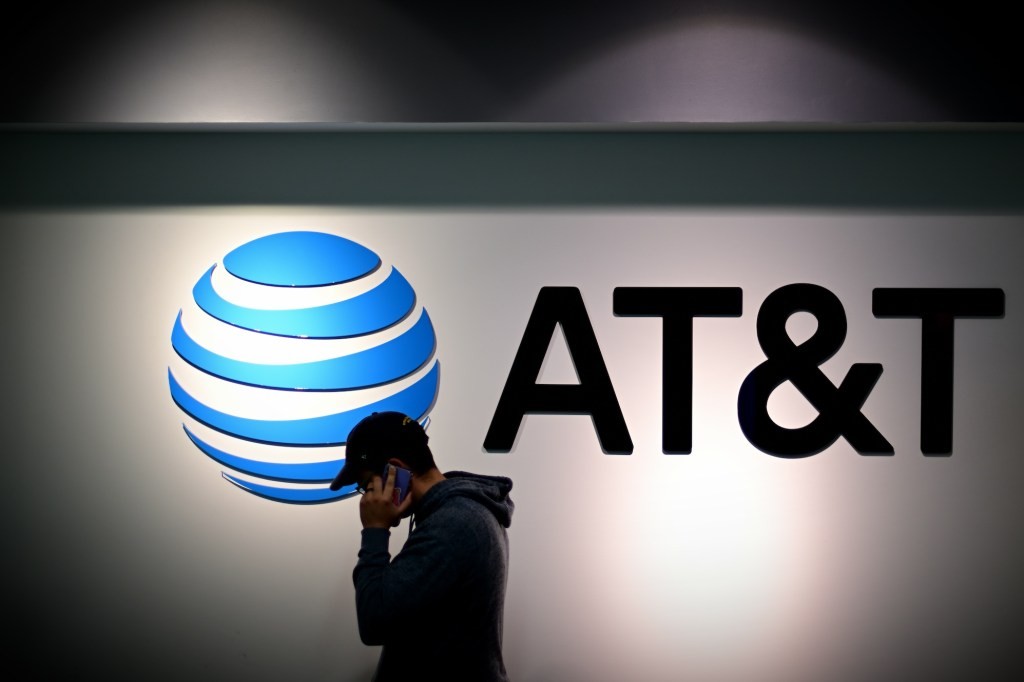 US Army Soldier Linked to AT&T and Verizon Hacks - DOJ Confirms