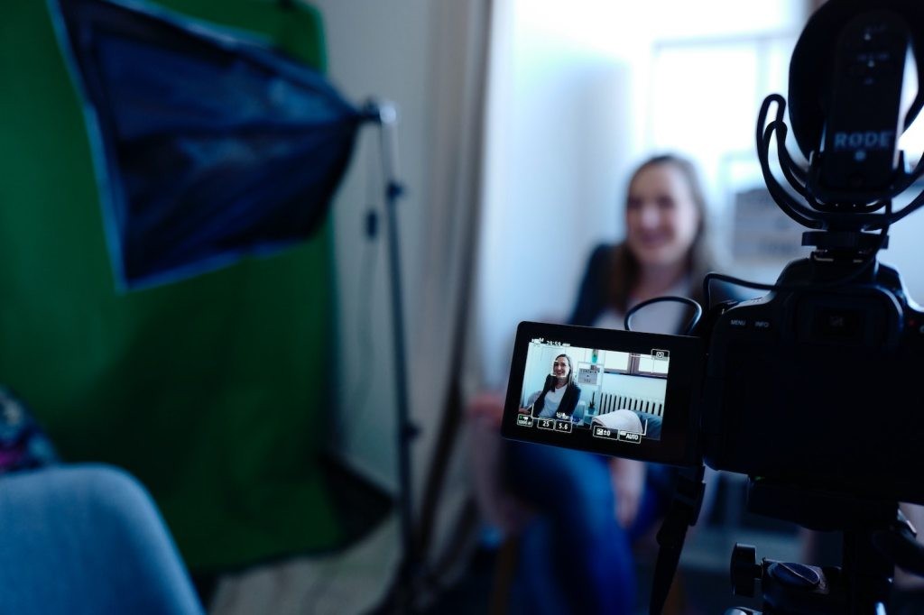 Video Pitches for VCs: Stop Sending Cold Decks