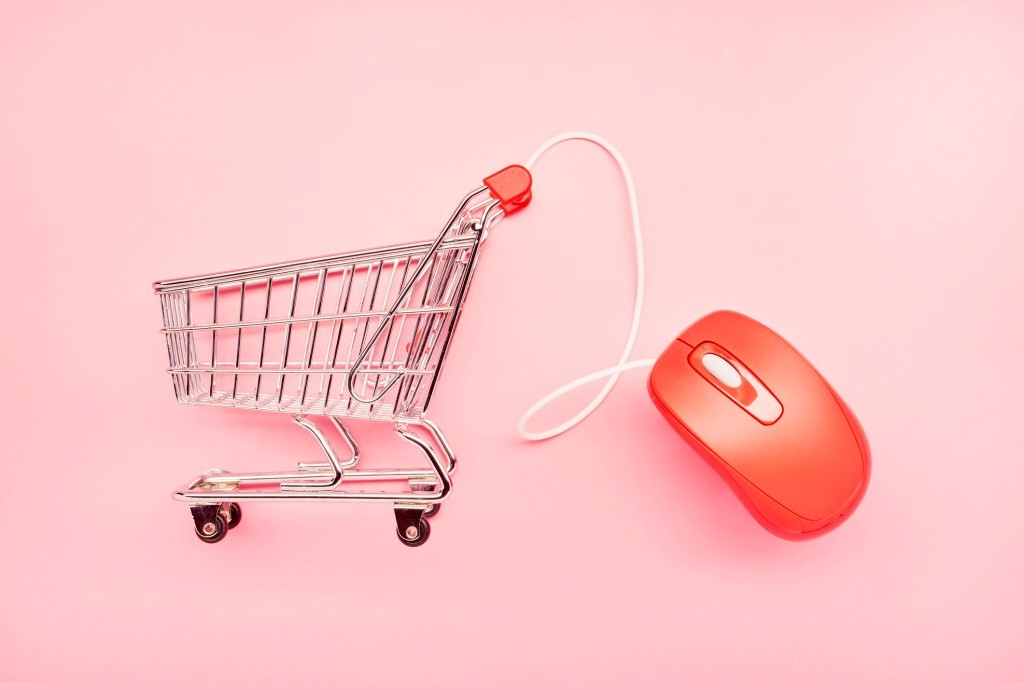 eBay and Etsy Weather Tariff Pressures - Market Confidence