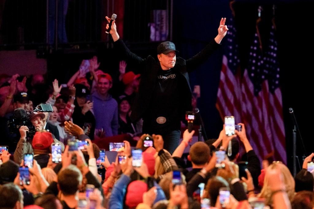 Elon Musk and Donald Trump Feud: A Digital Clash