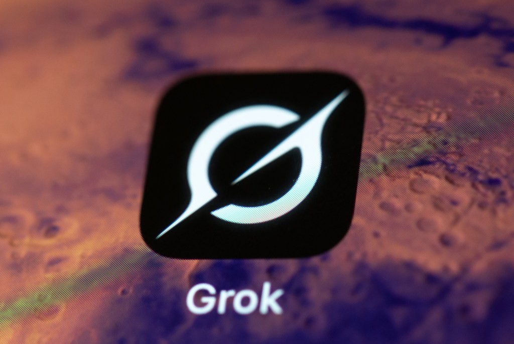 Grok 2.5 Open Sourced by xAI - Elon Musk Announcement