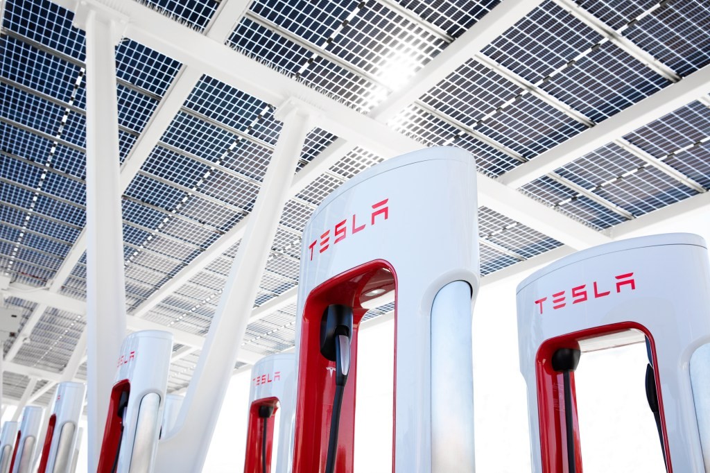 Tesla to Open Charging Network to Other EVs | Elon Musk News