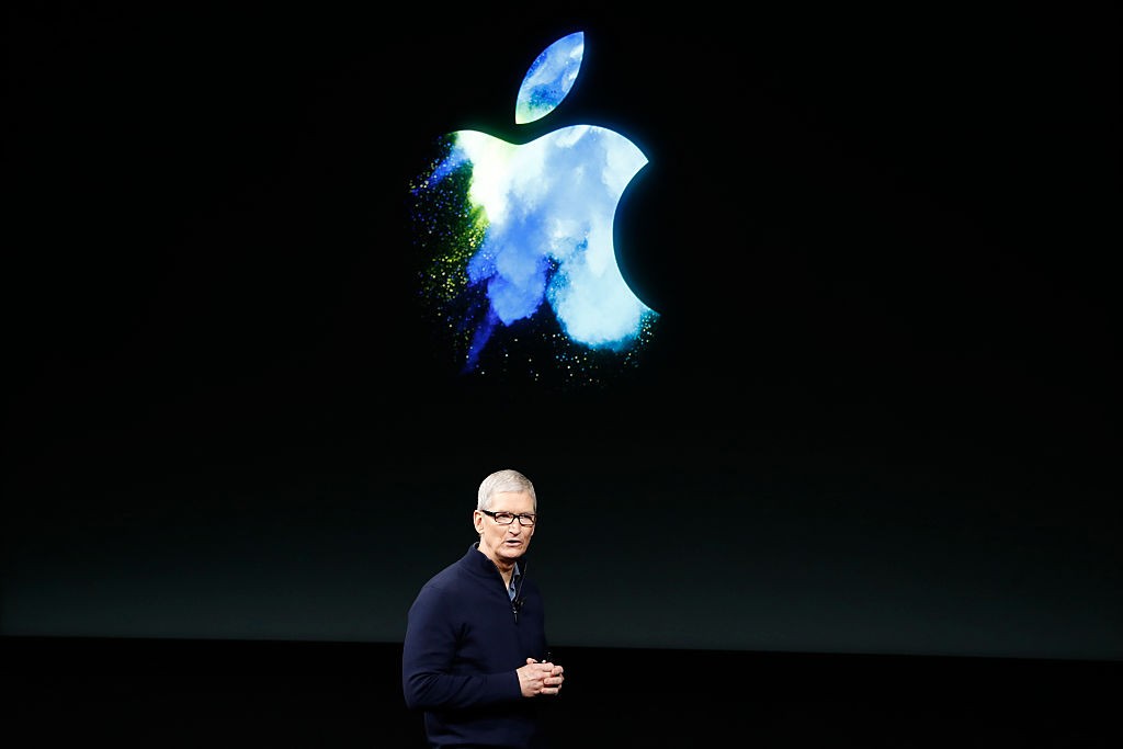 EU Issues First DMA Interoperability Instructions to Apple