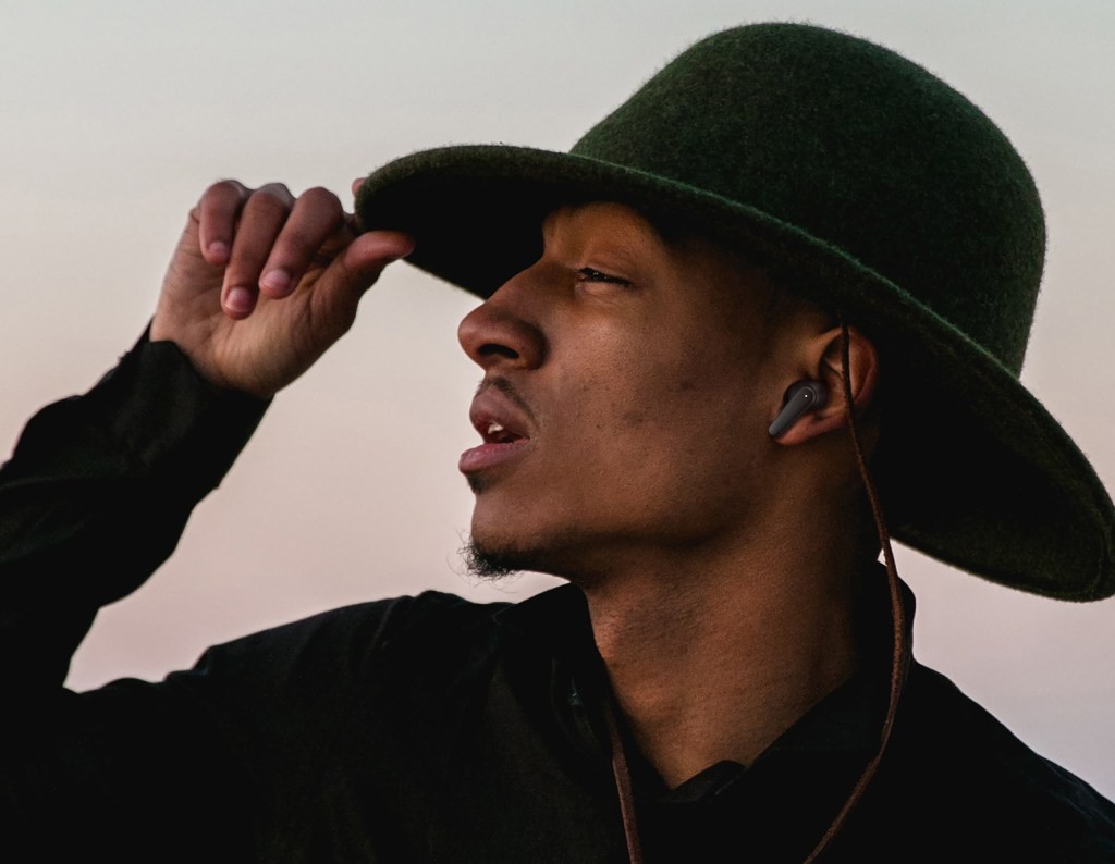 Even Palm Wireless Earbuds: A New Contender