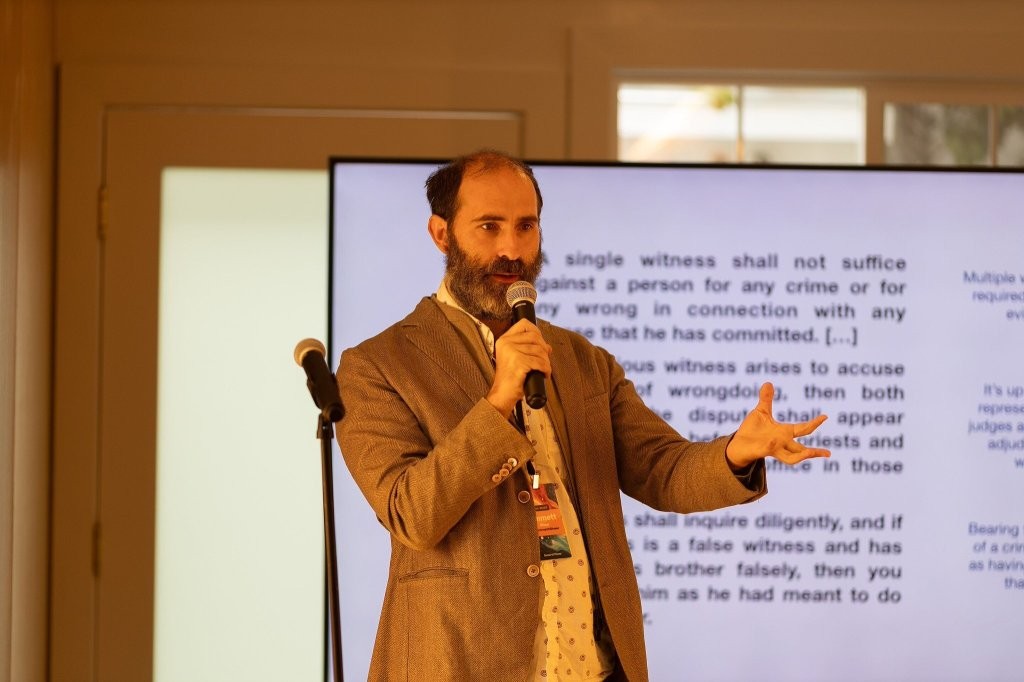 Ex-Twitch CEO Emmett Shear Launches AI Startup with A16Z Backing