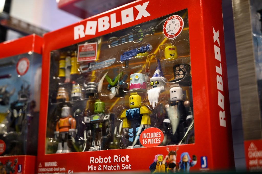 Extra Crunch Roundup: VC Surveys, Tesla, Roblox & More | TechCrunch